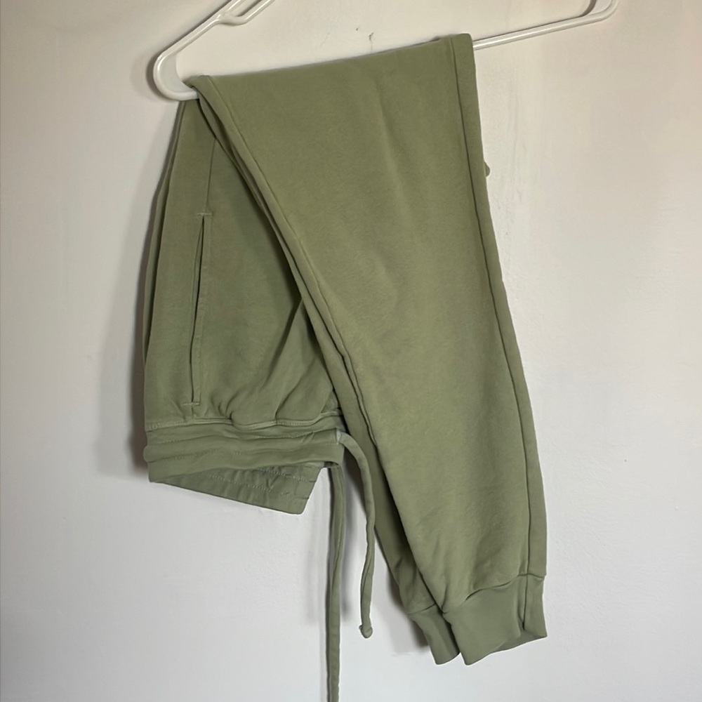 Goodlife Sweatpants Light Green